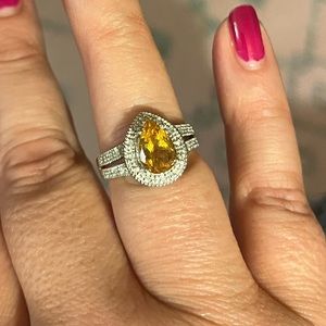 Citrine and diamond ring set in 10k yellow gold